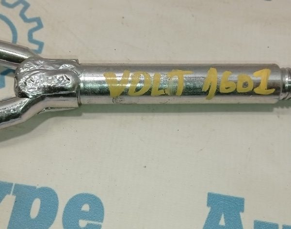 Буксировочный крюк Chevrolet Volt 16- 12780355