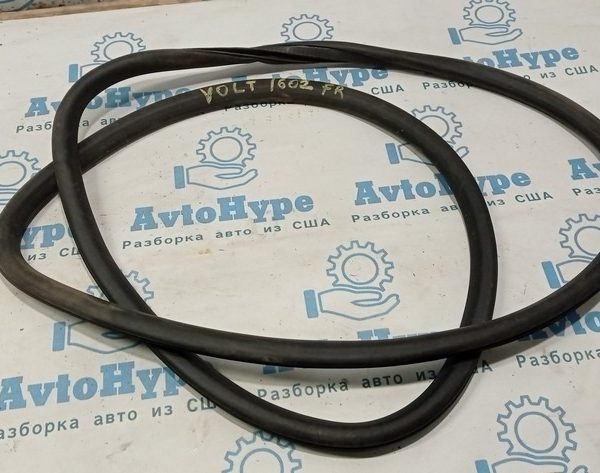 Уплотнитель дверного проема перед прав Chevrolet Volt 16- 23458651