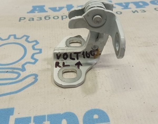 Петля двери верхняя зад лев Chevrolet Volt 16- 13590931