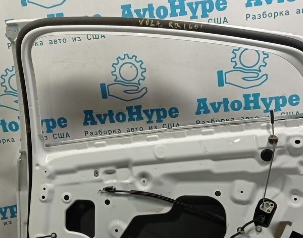 Уплотнитель двери зад прав Chevrolet Volt 16- 23138044