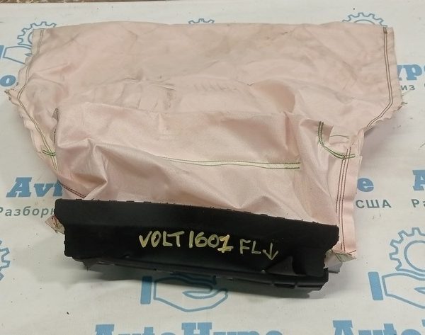 Подушка безопасности airbag коленная водительская лев Chevrolet Volt 16- стрельнувшая 23284611