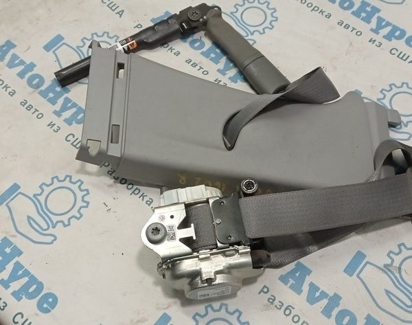 Пассажирский ремень безопасности Chevrolet Volt 16- серый стрельнувший 19331203