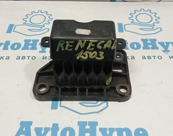 Клык нижнего усилителя левый Jeep Renegade 15-18 дорест (03) удалить 51958613
