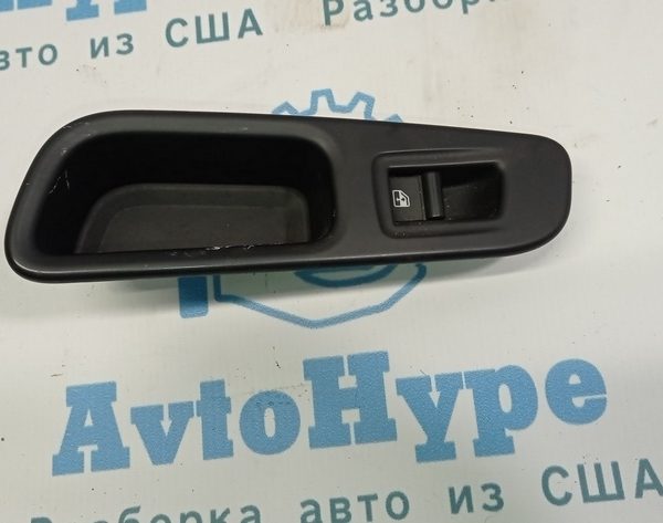 Управление стеклоподъемником зад лев Jeep Renegade 15- 5XA56LXHAA