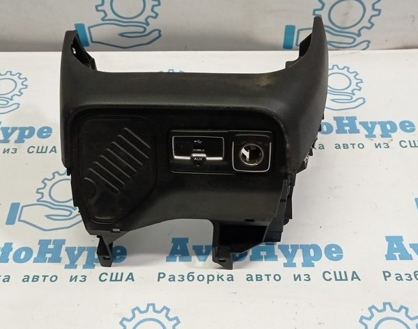 Накладка под торпедо с прикуривателем AUX и USB Jeep Renegade 15- 735581341