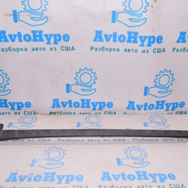 Молдинг лобового прав Jeep Compass 11-16 5182560AE