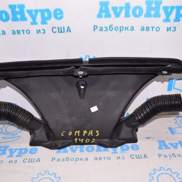 Воздуховод отопителя печки Jeep Compass 11-16 05058775AA