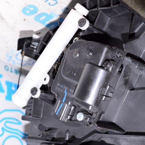 Актуатор моторчик привод печки (вентиляция) Jeep Compass 11-16 68018109AA