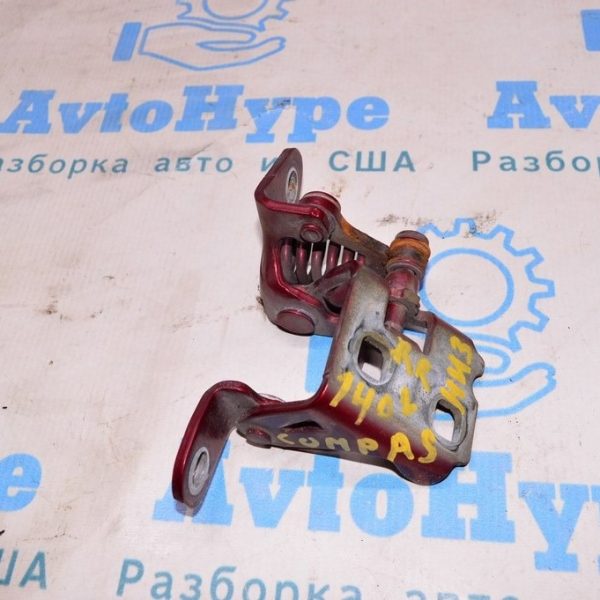 Петля двери нижняя зад прав Jeep Compass 11-16