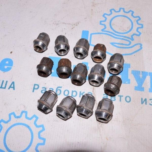 Гайка колесная Jeep Compass 11-16