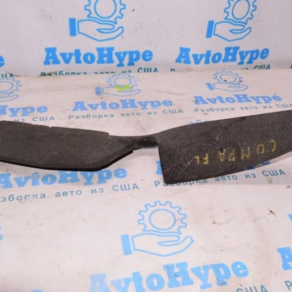 Уплотнитель дверь-крыло лев Jeep Compass 11-16 5074924AE