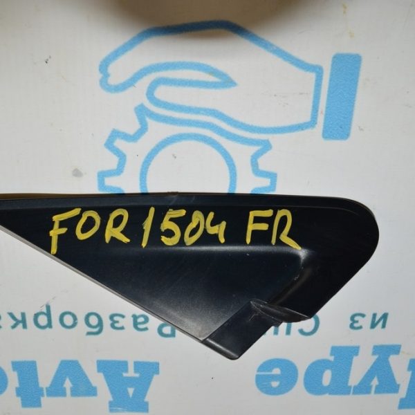 Молдинг крыла уголок прав Subaru Forester 14-18 SJ мат 65250SG000