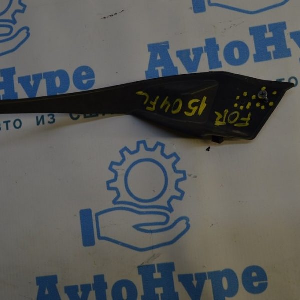 Уплотнитель решетки дворников лев Subaru Forester 14-18 SJ (04) деф. 91423SG010