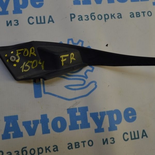 Уплотнитель решетки дворников прав Subaru Forester 14-18 SJ (04) деф. 91423SG000