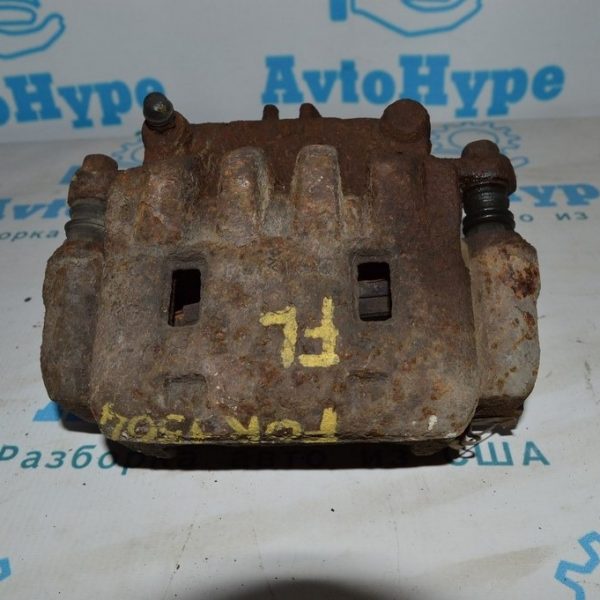 Суппорт перед лев Subaru Forester 14-18 SJ 26292SC031