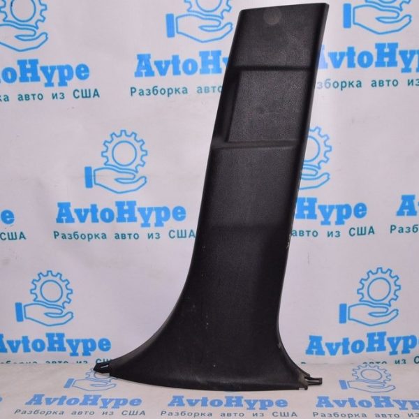 Накладка центральной стойки нижняя правая Subaru Forester 14-18 SJ черн 94022SG000VH