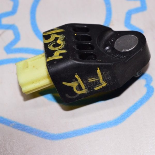 Датчик подушки безопасности перед прав Subaru Forester 14-18 SJ 98231sg000