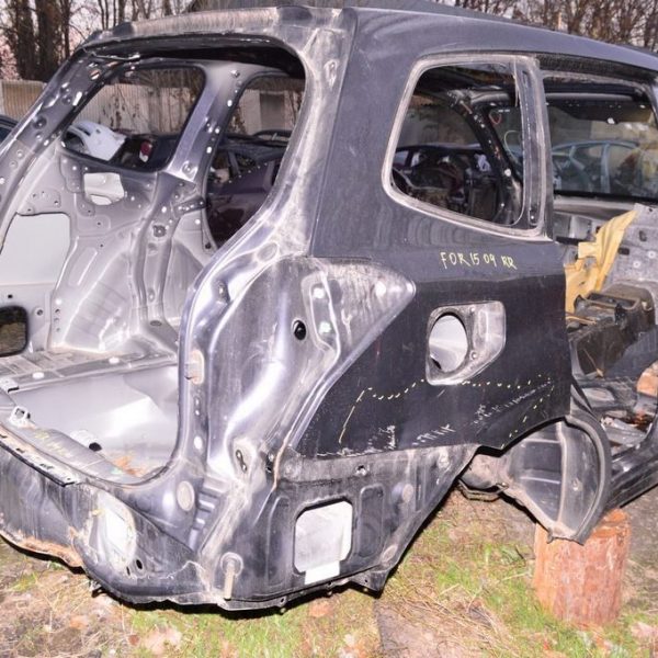 Четверть крыло задняя правая Subaru Forester 14-18 SJ (03 черный цвет деф,примята 51439SG0019P