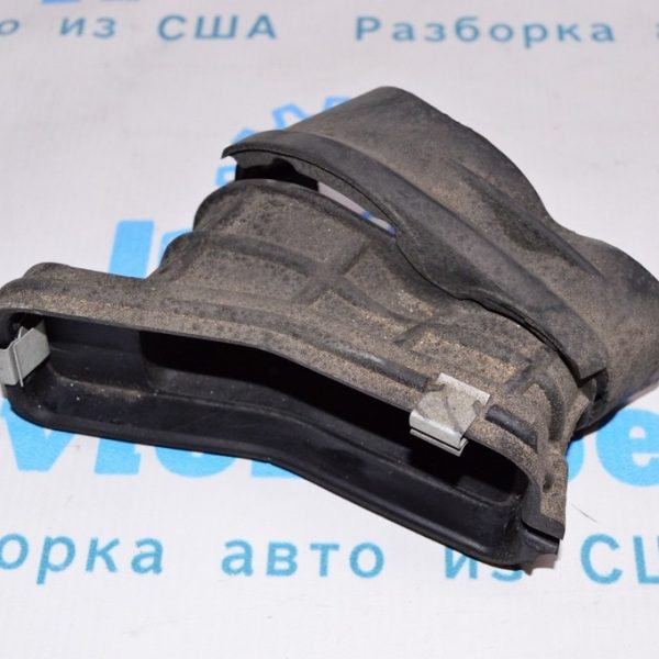Патрубок от воздухоприемника Ford Focus mk3 11-18 2.0 CP9Z-9C675-C