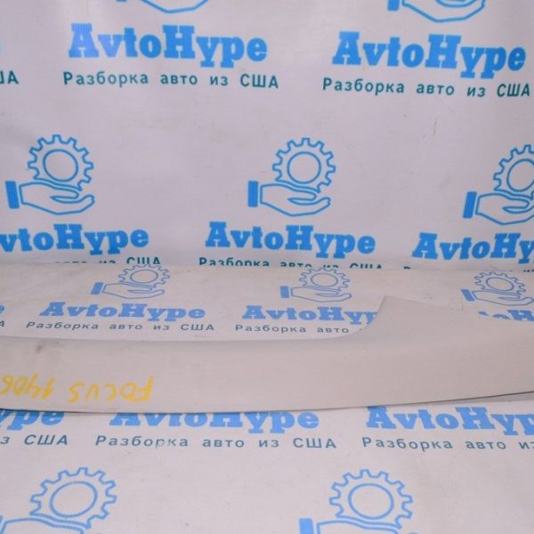 Накладка передней стойки верхняя правая Ford Focus mk3 11-18 серая GM5Z-5803598-AB