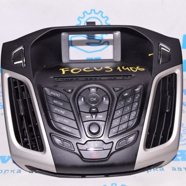 Магнитофон радио с панелью управления Ford Focus mk3 11-14 CP9Z18C858AA