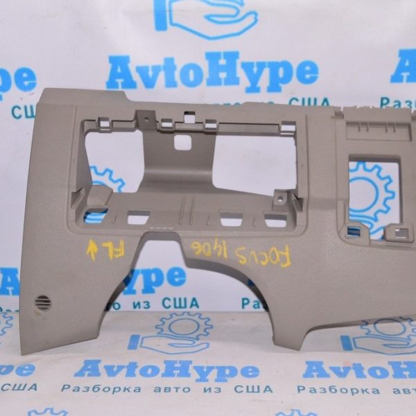 Накладка колени водителя  Ford Focus mk3 11-18 серая DV6Z-58043A88-AA