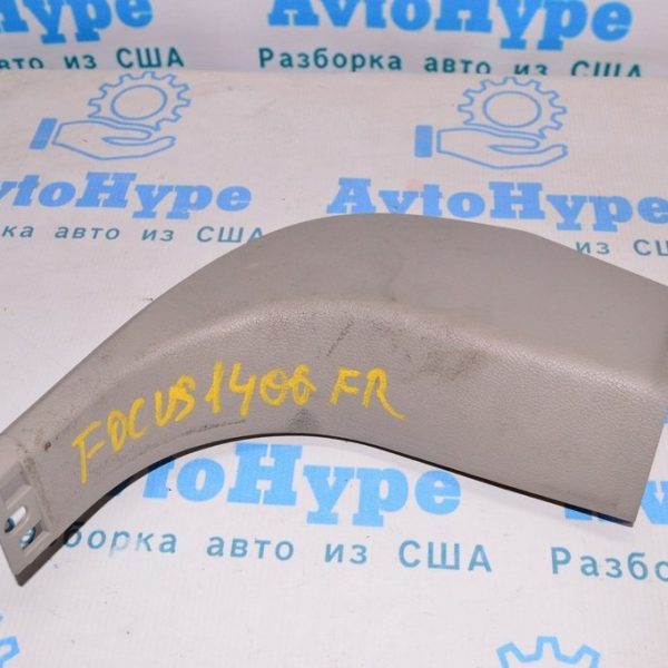 Накладка передней стойки нижняя правая Ford Focus mk3 11-18 беж CV6Z-5402344-AA