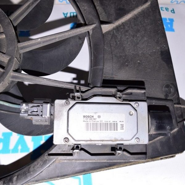 Компьютер вентилятора охлаждения Ford Focus mk3 11-14 2.0 1137328567