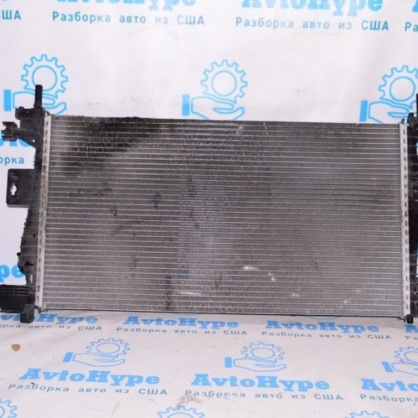 Радиатор охлаждения (вода) Ford Focus mk3 11-18 2.0 (07) BV618005AD