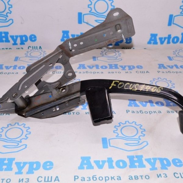 Педаль тормоза Ford Focus mk3 11-18 BV61-2467-HB