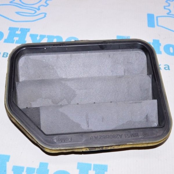 Щиток вентиляции правый Ford Focus mk3 11-18 CP9Z-58280B62-A