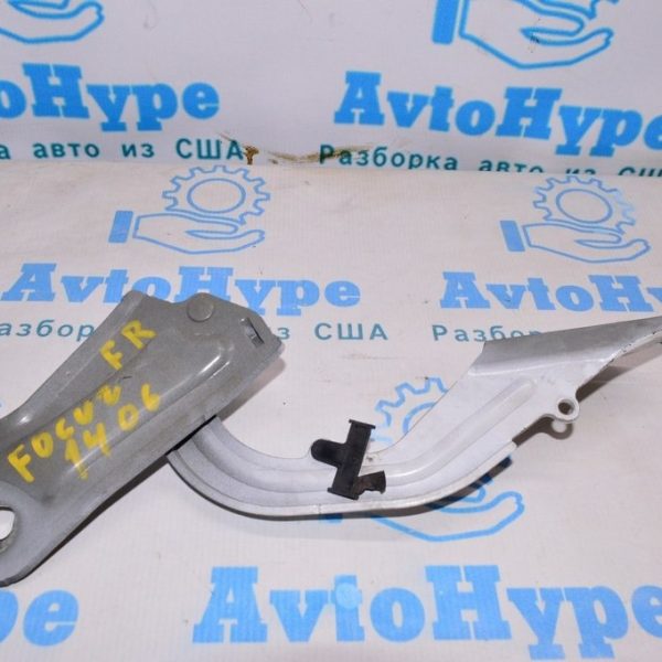 Петля капота правая Ford Focus mk3 11-18 CP9Z-16796-A