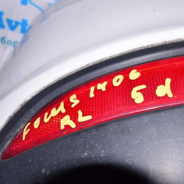 Отражатель лев Ford Focus mk3 11-14 5d дорест BM5Z-13A565-B