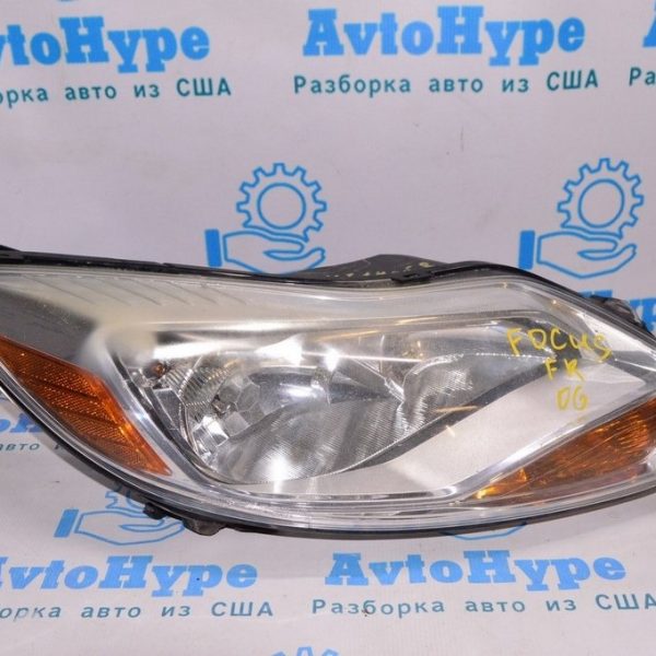 Фара передняя правая Ford Focus mk3 11-14 дорест светлая (06) BM5Z-13008-F