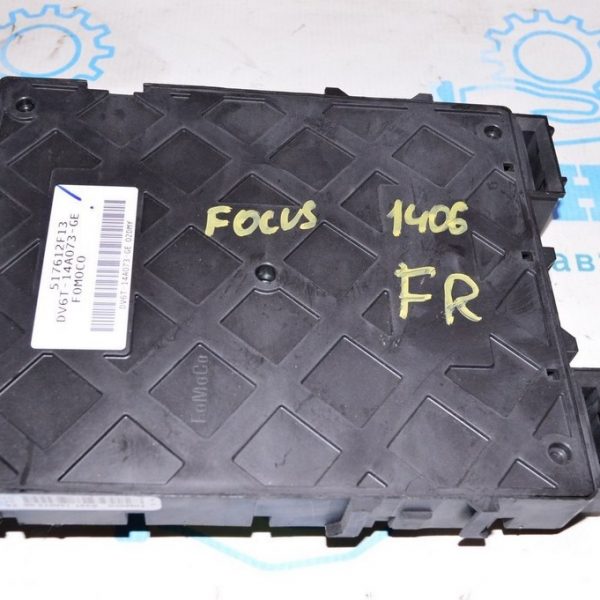 Блок предохранителей подторпедный Ford Focus mk3 11-18 (06) DV6T14A073GE