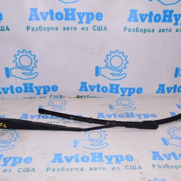 Поводок дворника лев Ford Focus mk3 11-18 CP9Z-17527-A