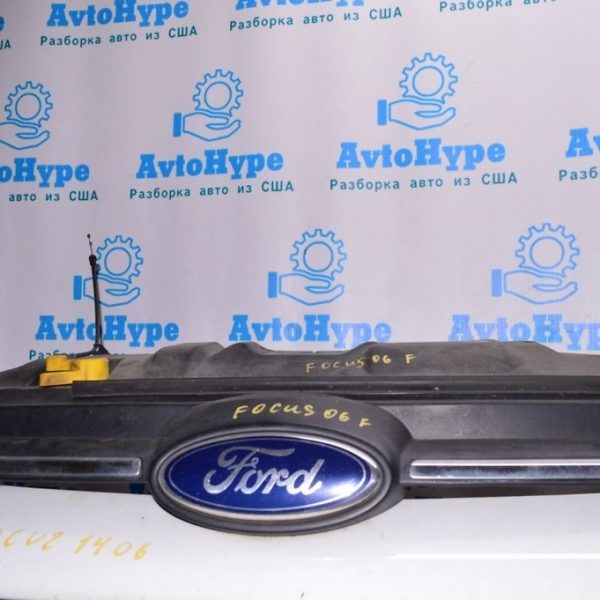 Решетка радиатора grill Ford Focus mk3 11-14 дорест usa мат (06) BM5Z-8200-A