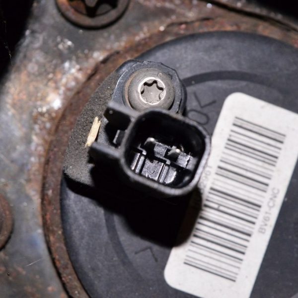 Датчик ABS зад лев Ford Focus mk3 11-18 HV6Z-2C190-A