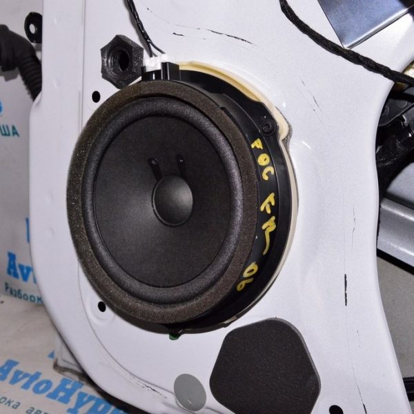 Динамик дверной перед прав Ford Focus mk3 11-18 CV6Z-18808-F