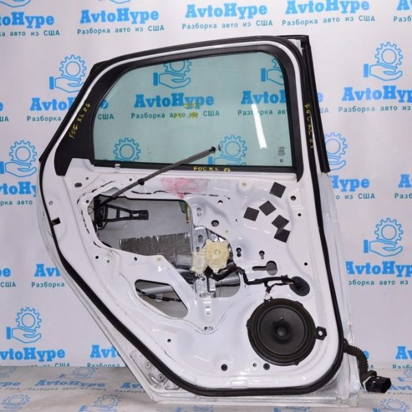 Уплотнитель двери зад лев Ford Focus mk3 11-18 BM5Z-58253A11-B