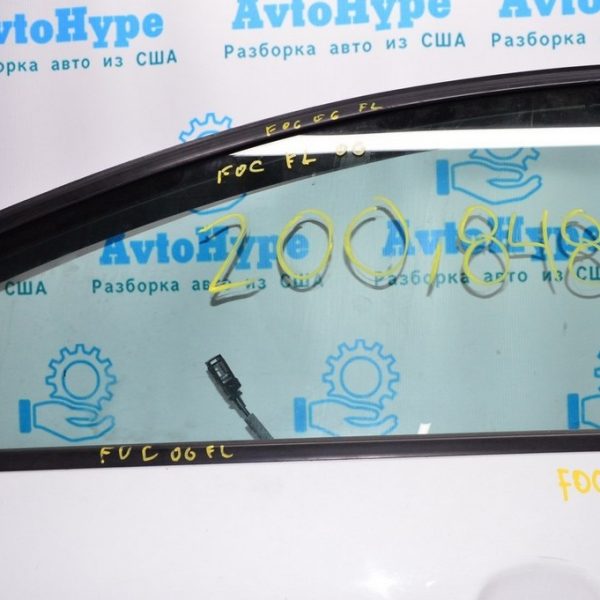 Стекло двери перед лев Ford Focus mk3 11-18 F1EZ-5821411-A