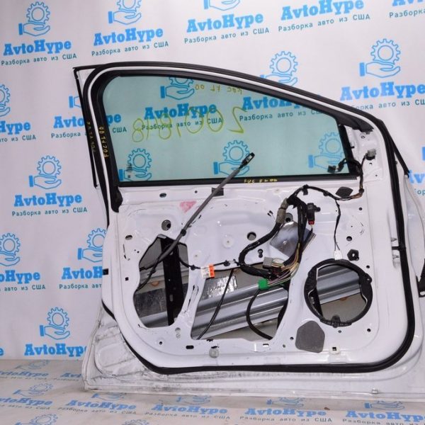 Уплотнитель двери перед лев Ford Focus mk3 11-18 BM5Z-5820709-B