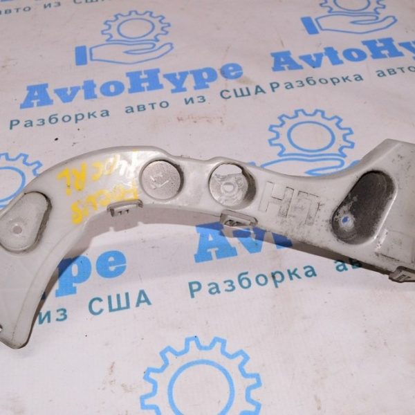 Крепление заднего бампера внешн левое Ford Focus mk3 11-14 дорест 5d CP9Z-17D948-B