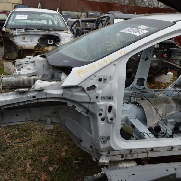 Четверть передняя левая Ford Focus mk3 11-18 (06) белый цвет YZ F1FZ-16055-A