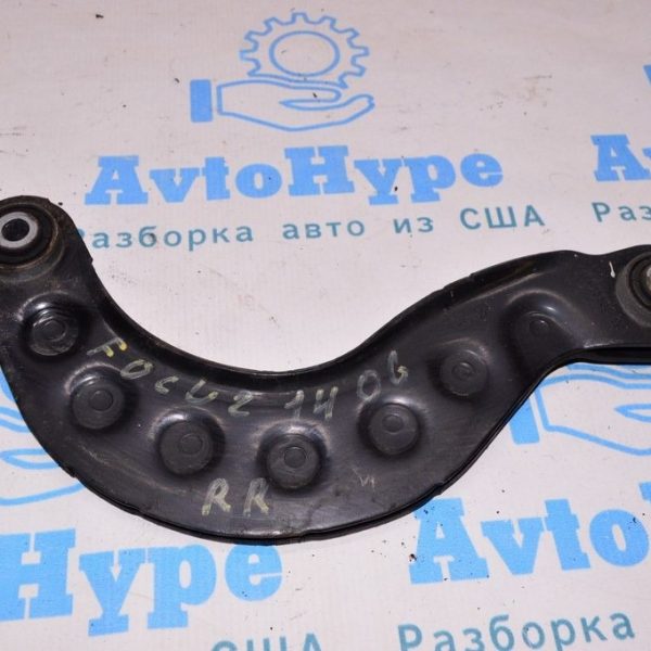 Рычаг верхний зад прав Ford Focus mk3 11-18 (06) AV6Z-5500-B