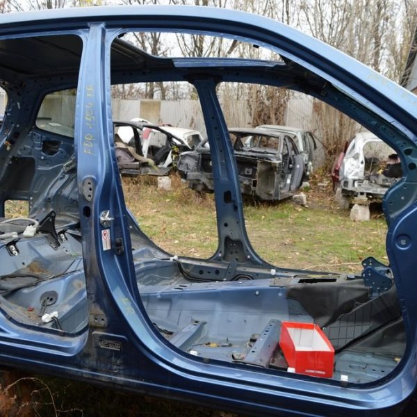 Стойка кузовная центральная правая Subaru Forester 14-18 SJ (04) синий цвет 51429SG0009P