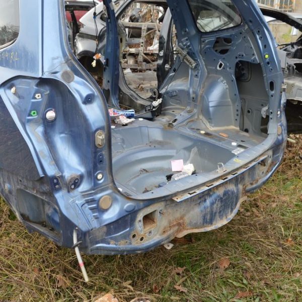 Задняя панель Subaru Forester 14-18 SJ (04) синий цвет 52401SG0109P