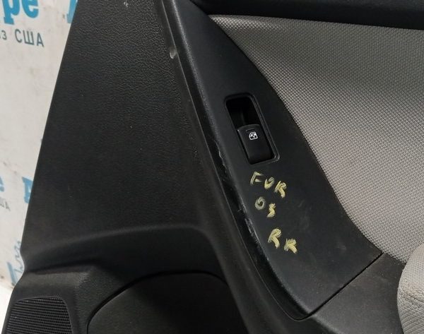 Управление стеклоподъемником зад прав Subaru Forester 14-18 SJ 83071SG100