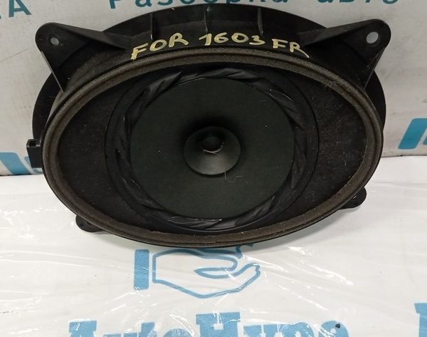 Динамик дверной перед прав Subaru Forester 14-18 SJ 86301SG000