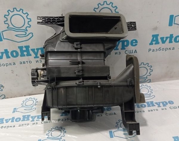 Актуатор моторчик привод печки (вентиляция) Subaru Forester 14-18 SJ (03) 72131FJ020